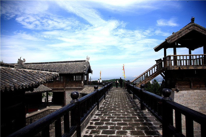 梁山水泊梁山风景区，自然与文化交融之美