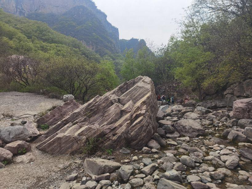 八里沟风景区，自然与人文的和谐交融胜地