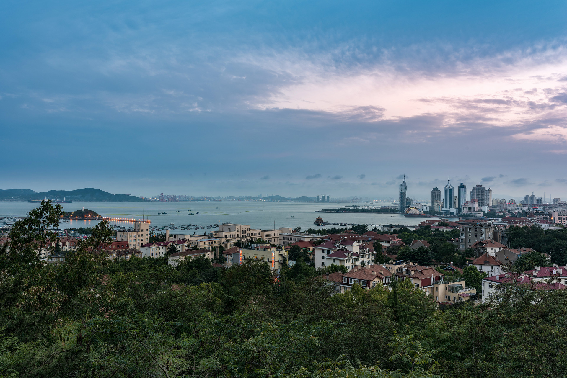 青岛山海画卷，山海之间的自然魅力