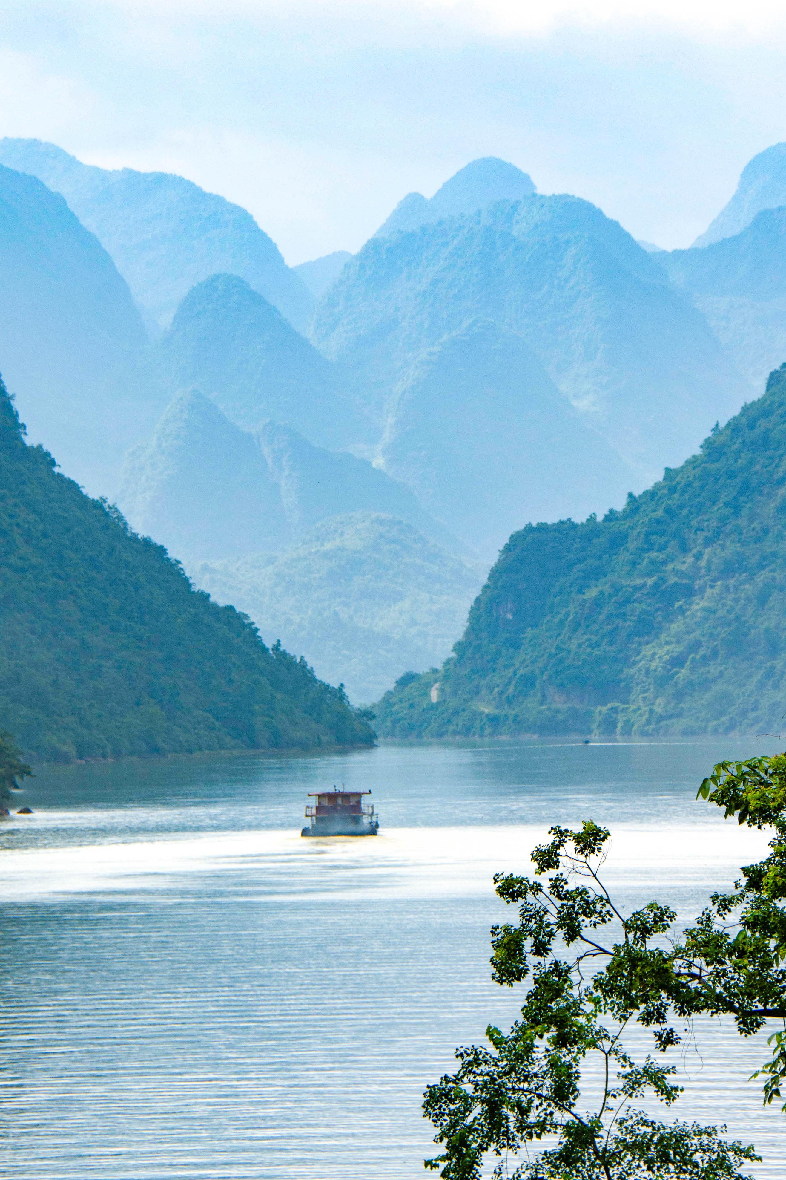 天下第一湾风景区，探寻绝美海湾的地理位置与独特魅力