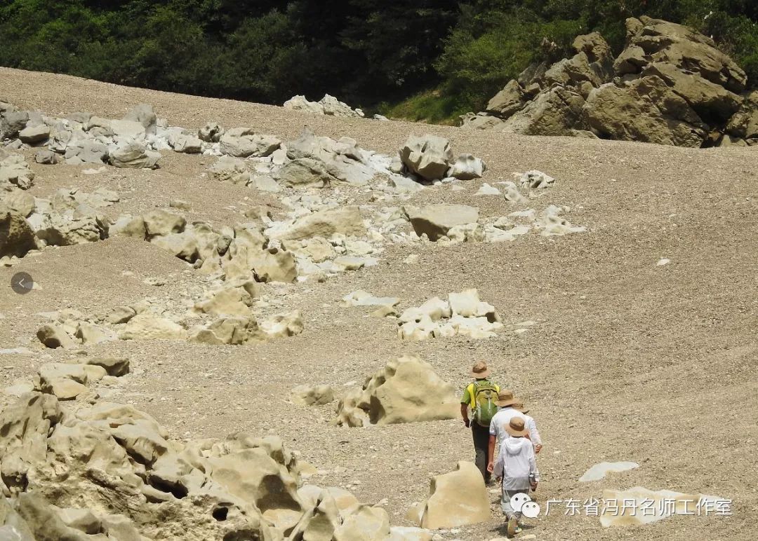 跋山涉水，寻觅人生旅途的真谛