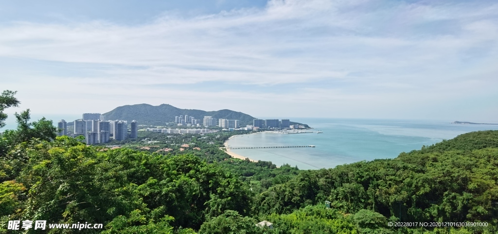 海南热带风情美景尽收眼底，热带风情与海南风景图片展示